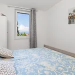 Apartmán 2 Bedroom Amazing In