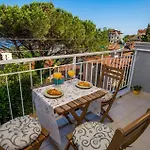 Apartmán 2 Bedroom Amazing In *