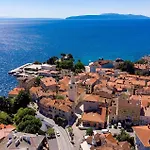 2 Bedroom Amazing In Lovran